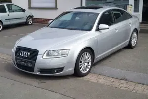 Audi A6 Lim. 3.2 FSI quattro*Leder*Navi*Bi-Xenon*F1*
