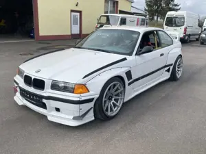BMW 325 325i