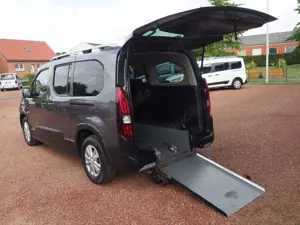 Peugeot Rifter Allure L2 Kamera Navi Rollstuhlgerecht