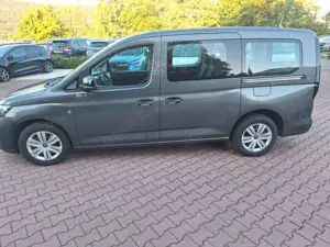 Volkswagen Caddy Basis Maxi 4Motion, AHK Bild 2