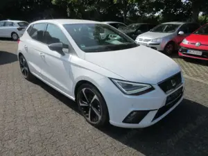 SEAT Ibiza FR 1.0 TSI DSG NAVI KAMERA LED ALU 18 APS SITZHEIZUNG CLIMATRONIC PRIVACY MIRROR LINK