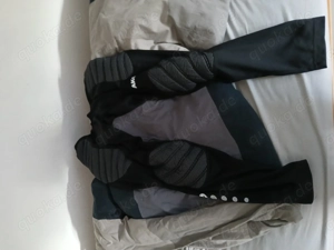 Zum Verkauf steht ein torwart Hose in gröse xl an 