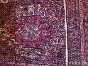 vier Teppiche zu verkaufen