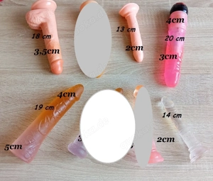 Paar bietet von ihr oder ihm benutzte Dildos