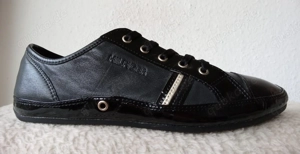 TOMMY HILFIGER Leder Sneaker Halbschuhe in Größe : 40 Neu   Neuwertig