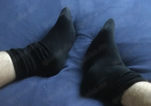 Suche Frau die gerne Füße leckt Bild 12