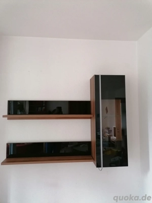 Hängeschrank incl. Beleuchtung