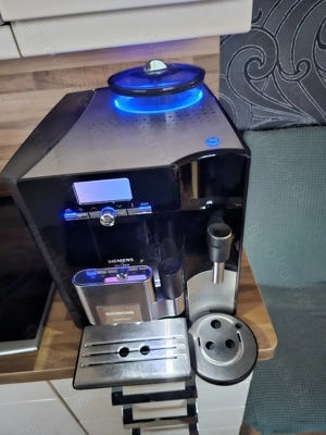 Kaffeevollautomat Siemens EQ.7 PlusPlus blackSteel 