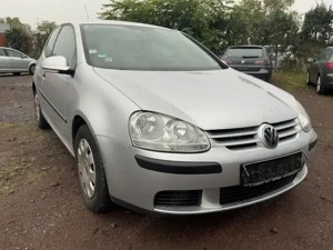 Golf 1.4 i zu verkaufen