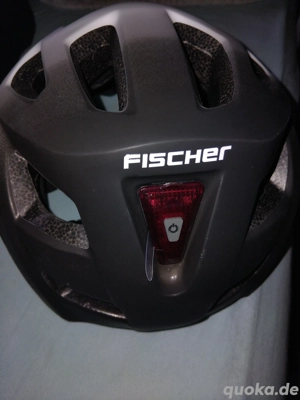 neuer Fahrradhelm mit licht