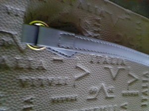 19v69 ITALIA Tasche in Grau von VERSACE Bild 10