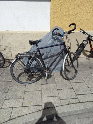 Trekkingbike Stevens Primera für großen Fahrer