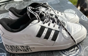 Turnschuhe von Adidas Capital Bra