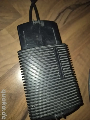 Funtionstüchtige Stehlampe