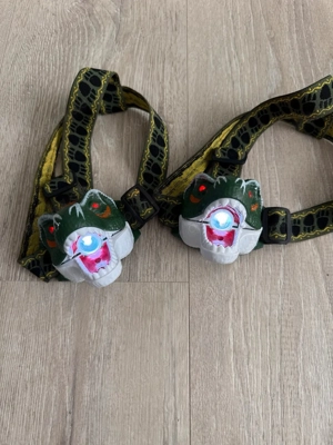 Stirnlampe Dinosaurier T-Rex 2x vorhanden