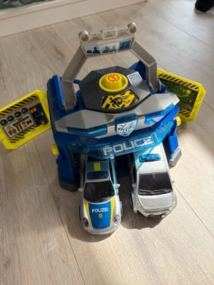 Dickie SWAT Polizeistation mit Sound und LED