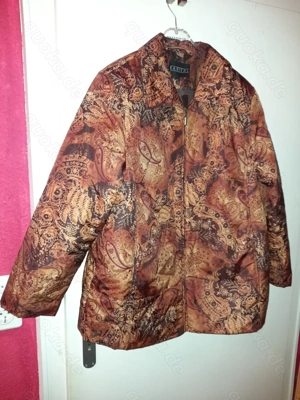 Braune Damen-Jacke mit schönem Muster von BARISAL