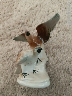 Adlerpaar auf Felsen Porzellan Chipfrei Gemarkt..