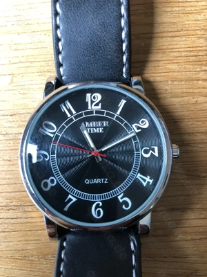 Amber Uhr Typ: HPS 710