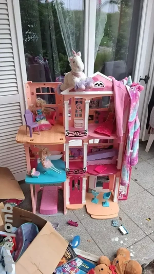 div.spiezeug und. Kinderkleidung