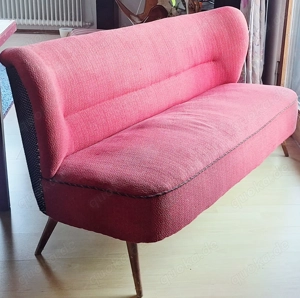 Liebhaberstück   rotes Vintage Sofa aus den 50er Jahren