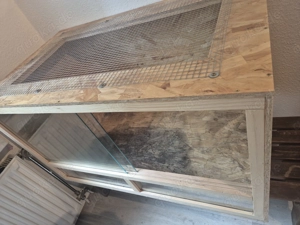 Großes Terrarium für Reptilien 