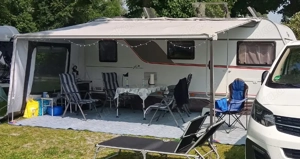 Wohnwagen Bürstner Premio 530 TK mit Stockbett und Herzog Vorzelt Bild 10