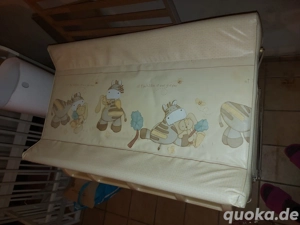 Wickeltisch mit Baby Badewanne