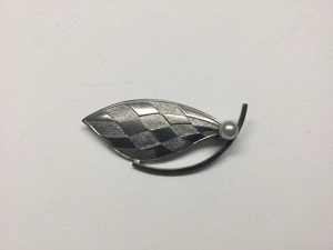 Brosche Vintage Versilbert mit Perle Blattform 