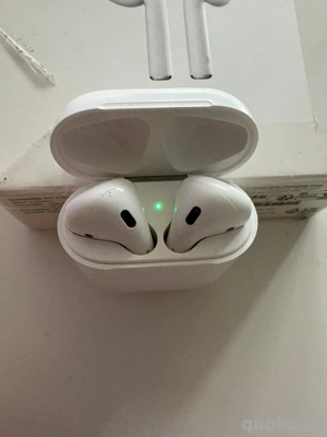 Apple AirPods (2. Gen) plus 2 Switch Spiele Bild 2