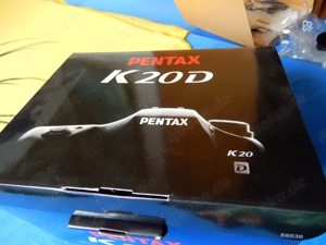 Pentax-Kit K20D mit Pentax 16 50 mm + Zubehör