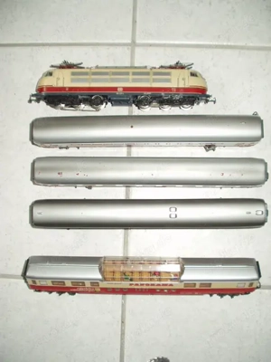 Märklin HO mfx BR 103 DB Panorama Zug ,Kellner bewegt sich langsam Bild 3