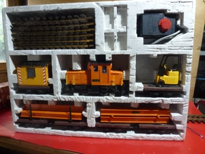 LGB Gartenbahn- 2 Loks-Waggons-Draisine-Schienen zum Aufarbeiten