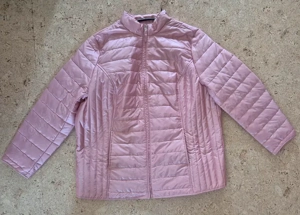 Damenjacke einmal getragen