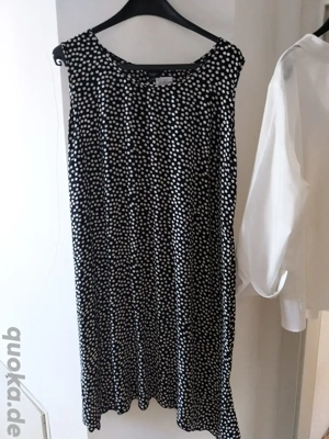 damenkleid schwarz &weiß von Bexleys