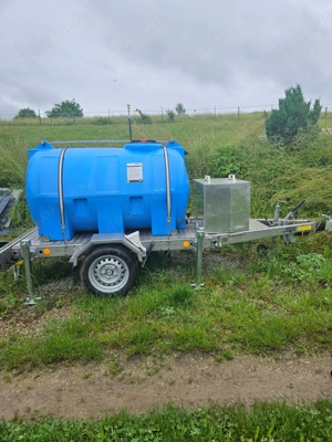 Zieglmeier Wasserwagen aus Edelst 1000 L, Benzinpumpe 1,8 PS, Weide, Tränke