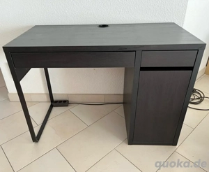 IKEA Schreibtisch Micke schwarz