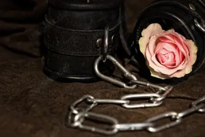 Sexuell devote Frau gesucht Er sucht Sie 