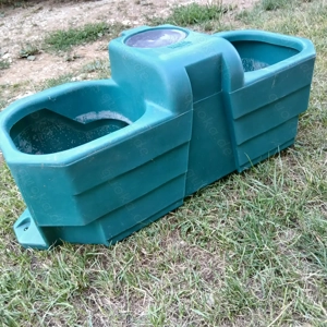 Schwimmer Tränke Fa SUEVIA Modell WT 80 f Rinder , Pferde ...