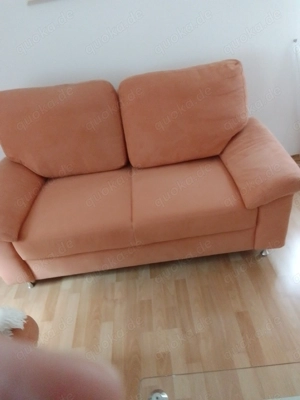 sofa 2sitzer apricot Bild 3