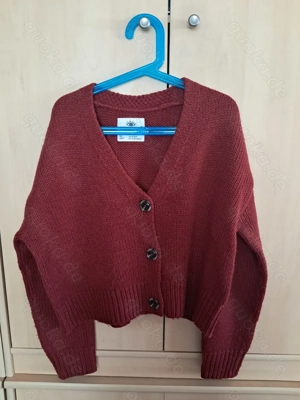 Westen   Strickwesten in dunkelrot (2x vorhanden)