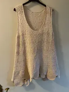 Sommertop in Handarbeit 