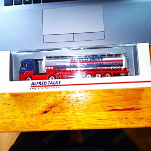 3 Verschiedene  LKW mit Auflieger in 1:87 in der OVP  siehe die Fotos