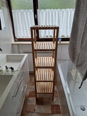 Badregal zu verkaufen