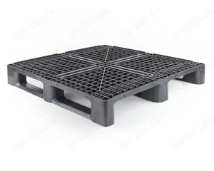  Schwerlast Kunststoffpaletten 110x110x14.Brennholzlagerung.  Traglast:3500kg.Gutem Zustand.