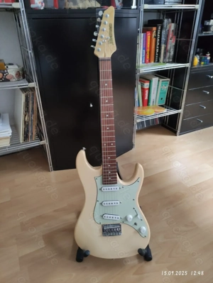 Ibanez E-Gitarre AZES31 