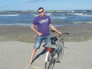 Kölner sportlicher Mann Bild 3