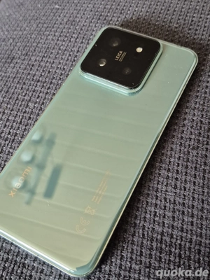 Xiaomi 14 jade green