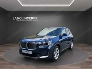 BMW iX1 xDrive30  NP 68.119,- AHK HeadUp 360°