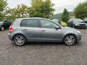 Volkswagen Golf Golf VI 5-Türer 1.4 TSI Comfortline Bild 2